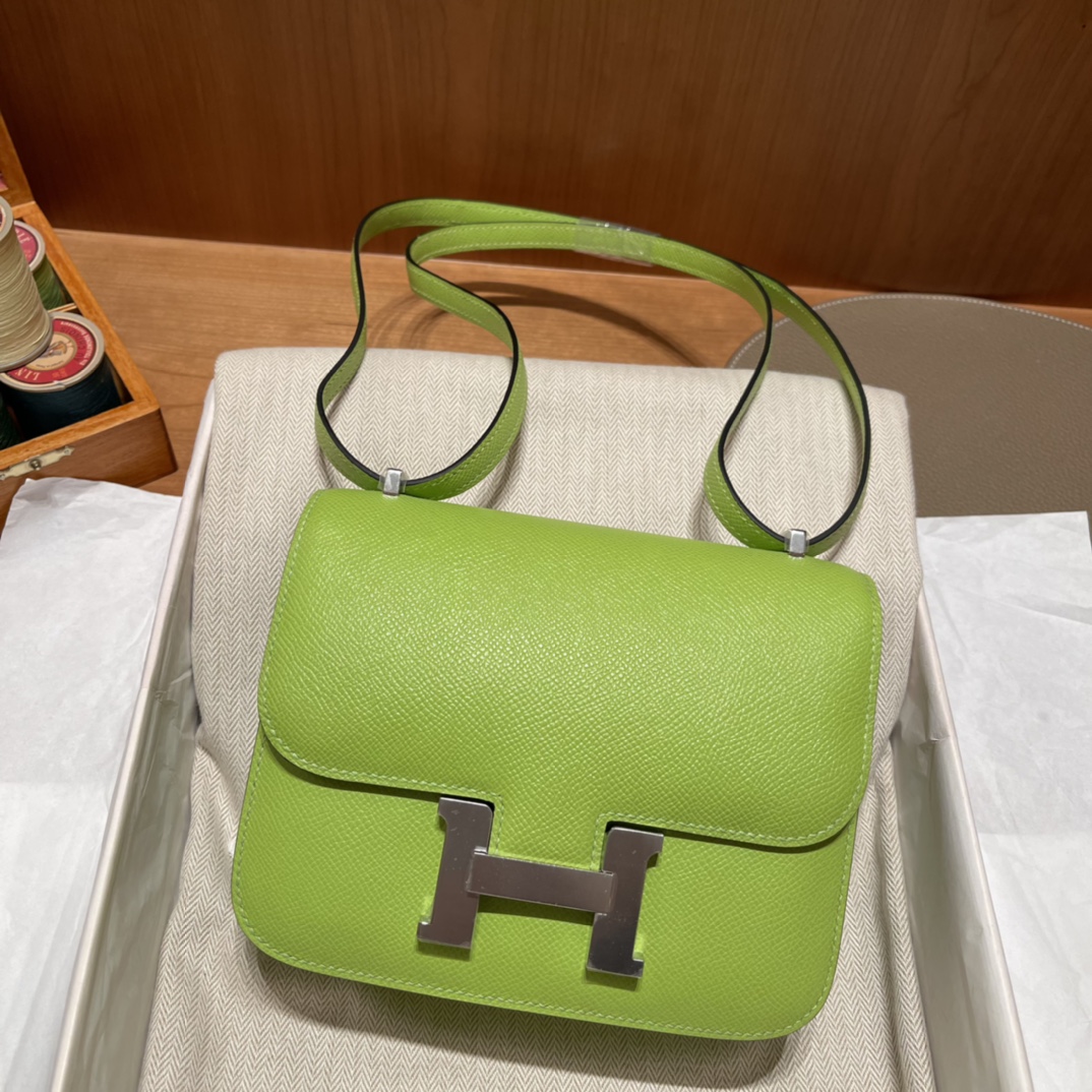 에르메스 콘스탄스18 키위그린 은장 앱송